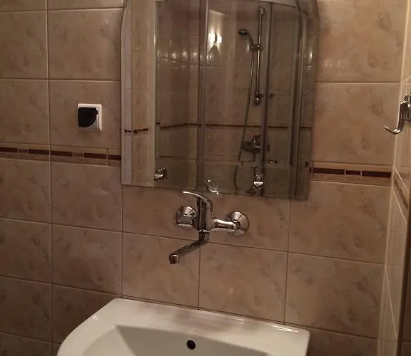 Quarto em Acomodações Particulares Kufa Jama *